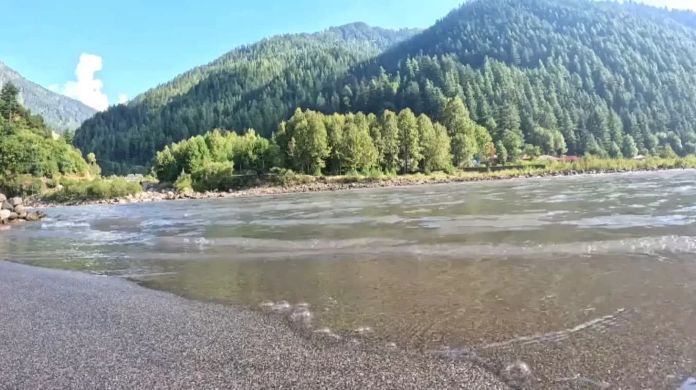 7 Days Swat and Kashmir Tour