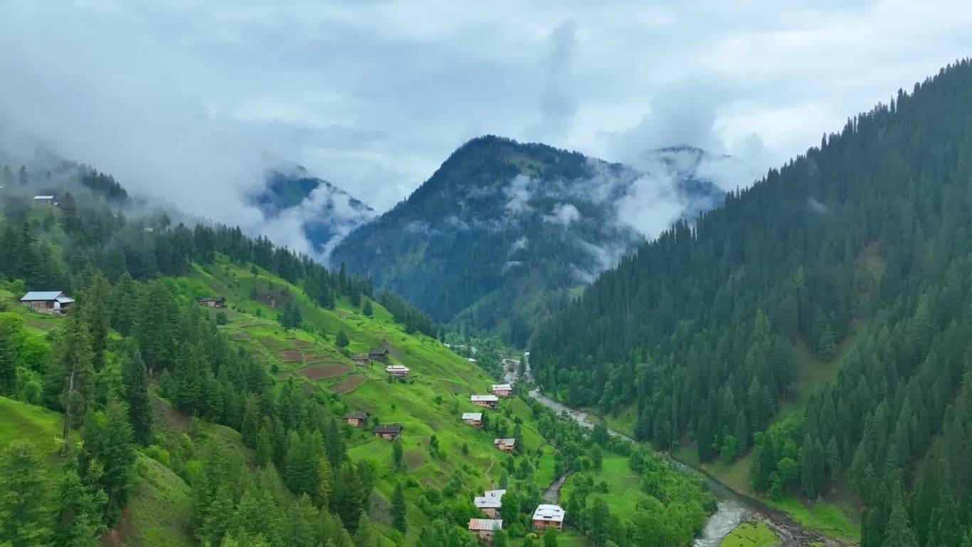 Neelum Valley sightseeing