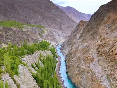 6 days Hunza tour by road
