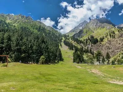 8 Days Hunza Skardu Tour by Road