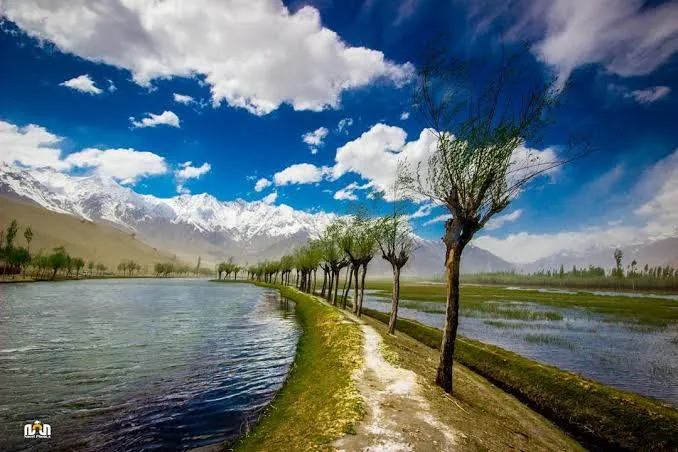 Katpana lake