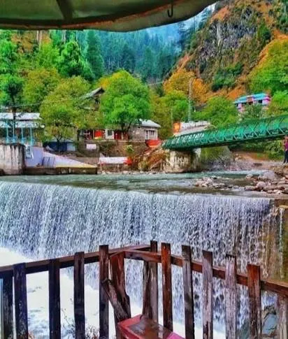 Kutton Waterfall