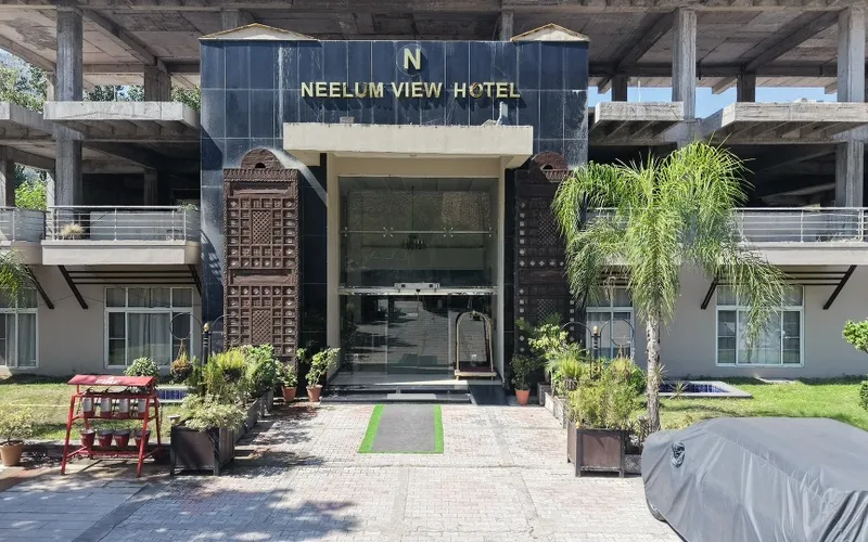 Neelum View Hotel entrance, Muzaffarabad
