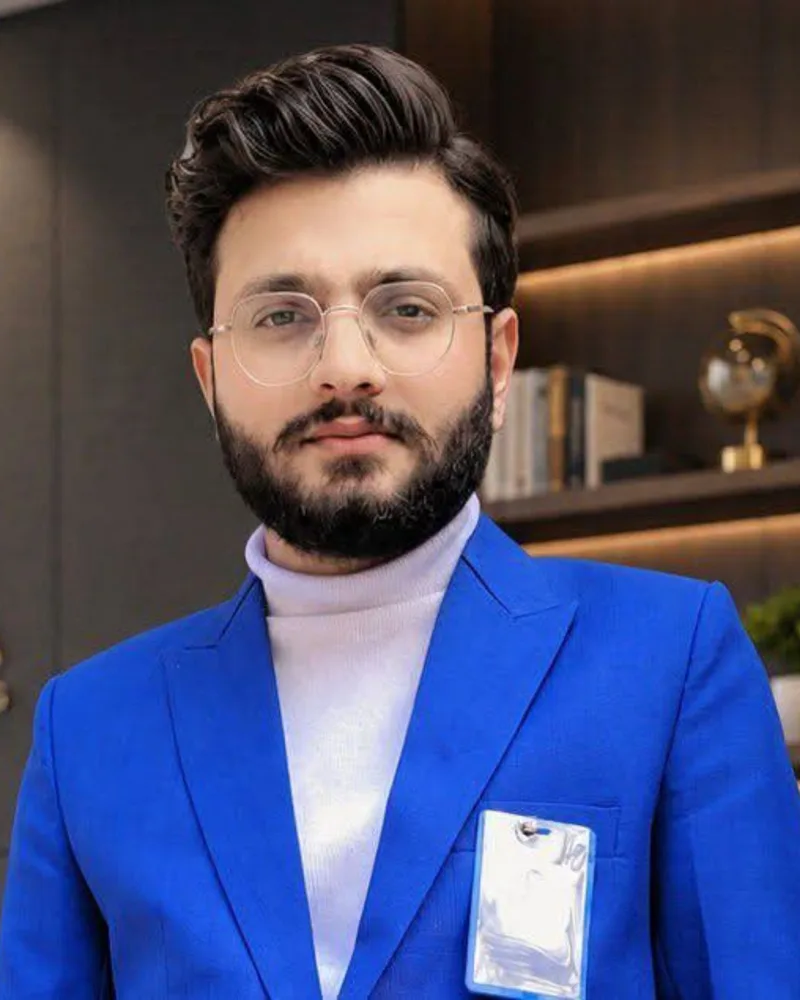 Nouman Rafique, Sales Executive — Pakistan Travel Guide