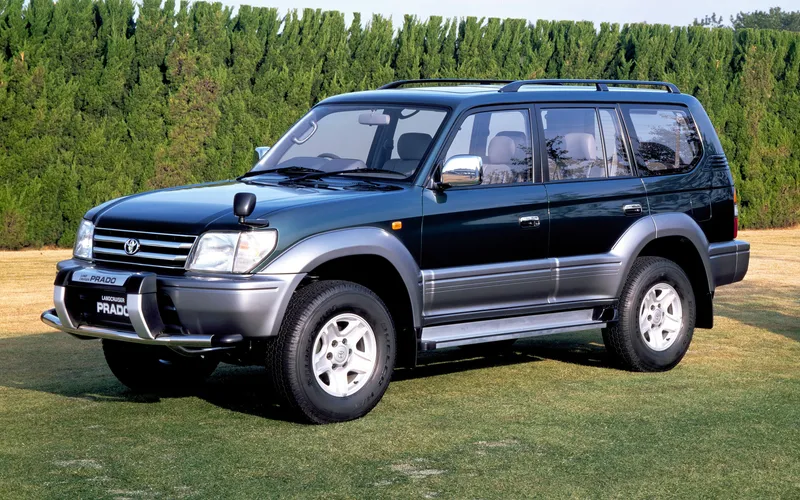rent-prado-4x4-in-neelum
